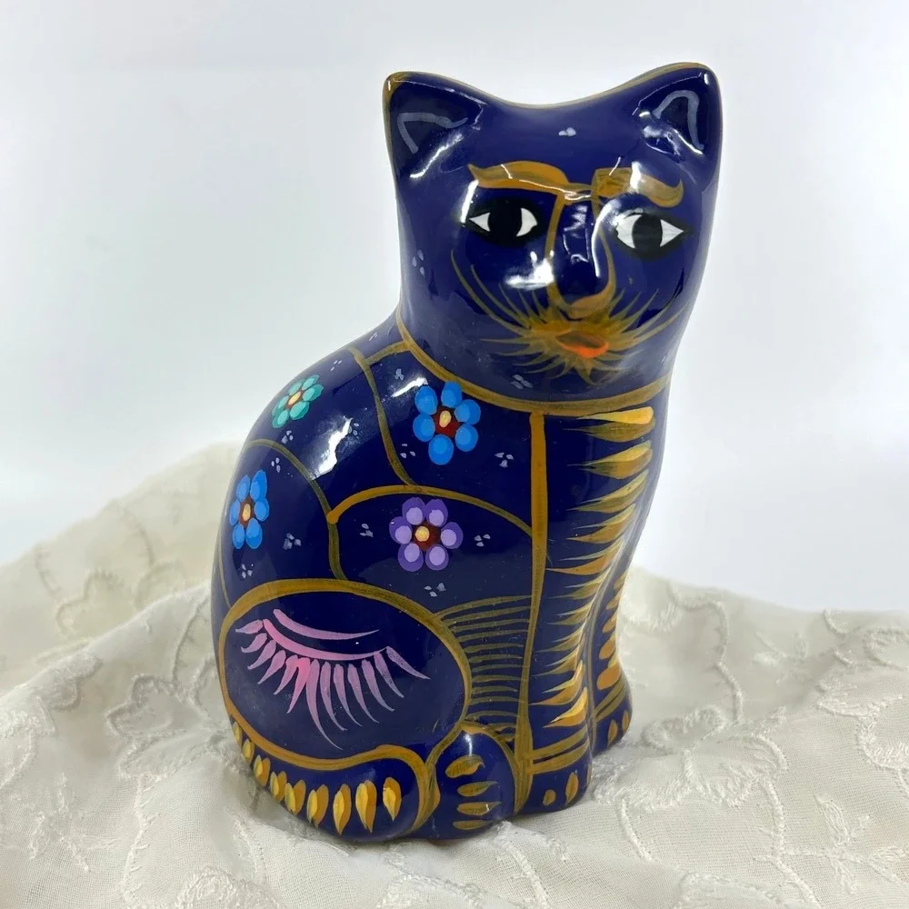 Vintage Hand Painted Ceramic Mexican Folk Art Talavera Cat Figurine With Flowers